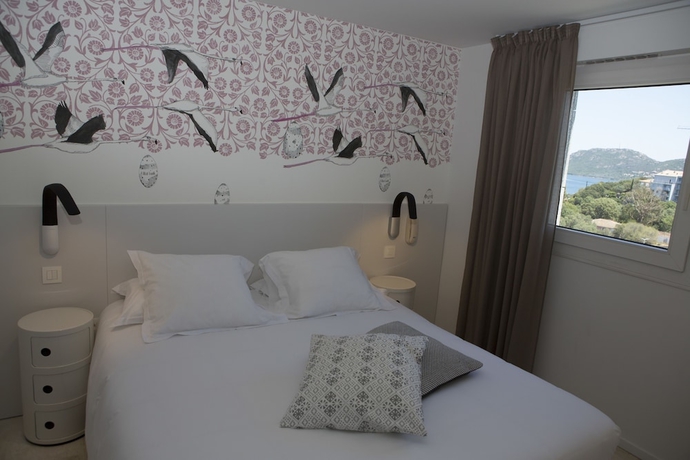 Imagen de la habitación del Hotel Alcyon, Porto Vecchio. Foto 16
