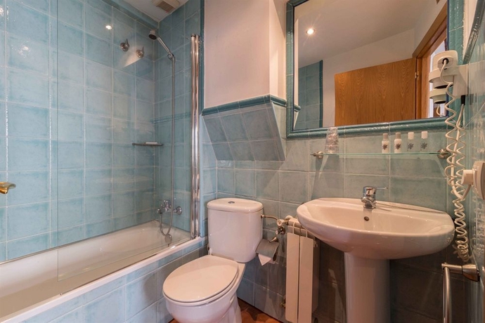 Imagen de la habitación del Hotel Alda Algalia. Foto 4