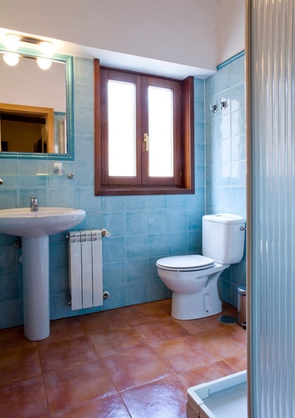 Imagen de la habitación del Hotel Alda Algalia. Foto 6