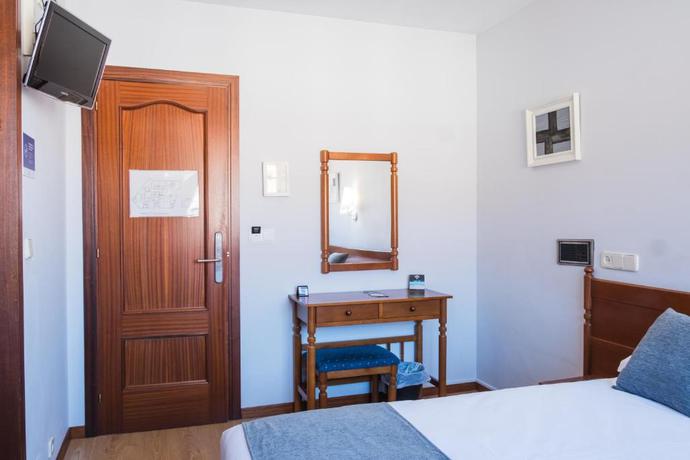 Imagen de la habitación del Hotel Alda Arteixo. Foto 4