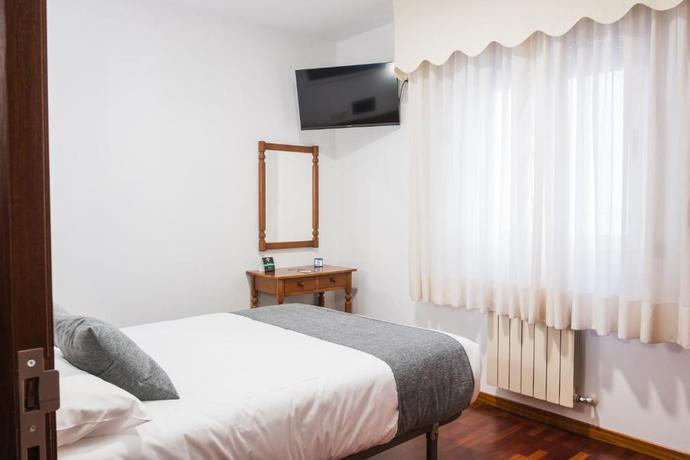 Imagen de la habitación del Hotel Alda Arteixo. Foto 6