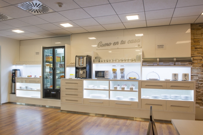 Imagen del bar/restaurante del Hotel Alda Bonaval. Foto 4