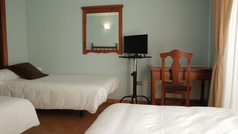 Imagen de la habitación del Hotel Alda Bueumar. Foto 7