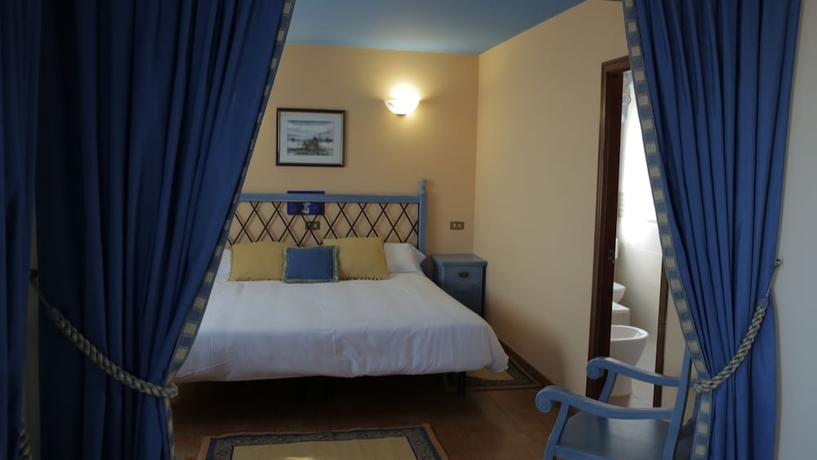 Imagen de la habitación del Hotel Alda Bueumar. Foto 9