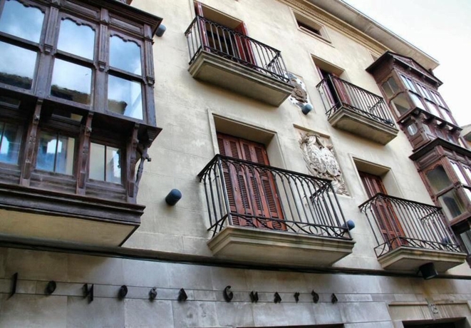 Imagen de los exteriores del Hotel Alda Castillo De Olite. Foto 11