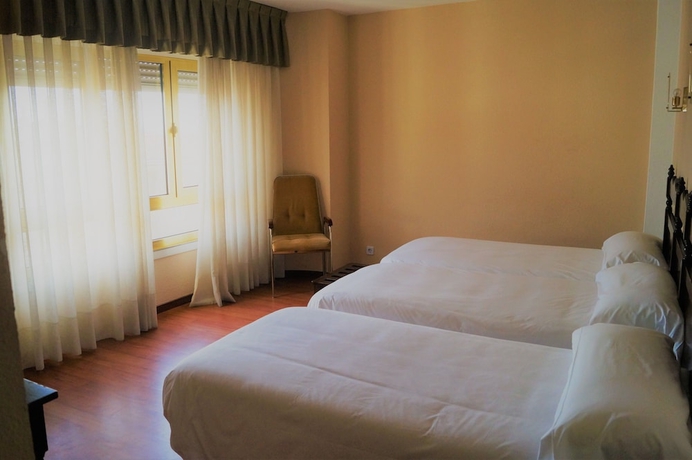 Imagen de la habitación del Hotel Alda Centro Gijón. Foto 5