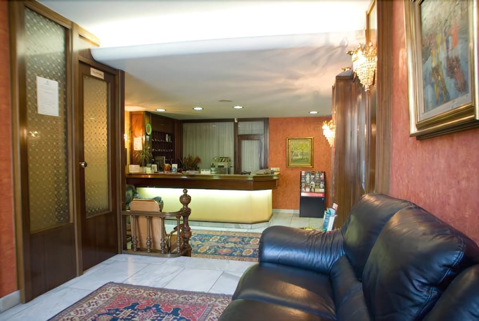 Imagen de los interiores del Hotel Alda Centro Gijón. Foto 16