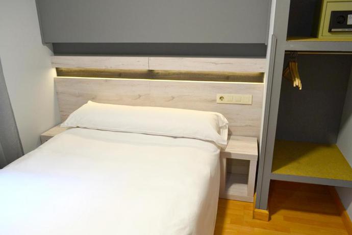 Imagen de la habitación del Hotel Alda Centro Oviedo. Foto 23