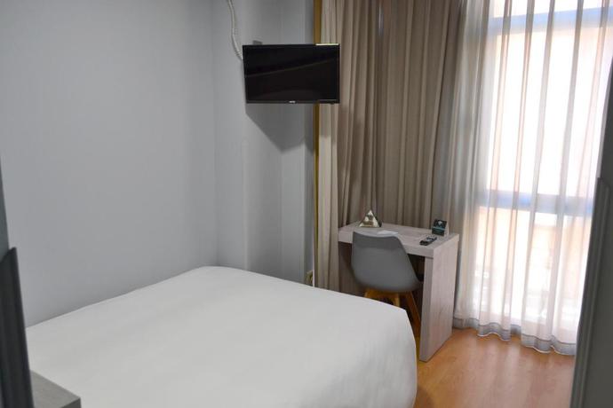 Imagen de la habitación del Hotel Alda Centro Oviedo. Foto 11