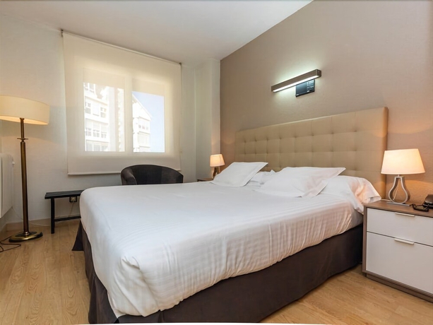 Imagen de la habitación del Hotel Alda Don Carlos. Foto 11