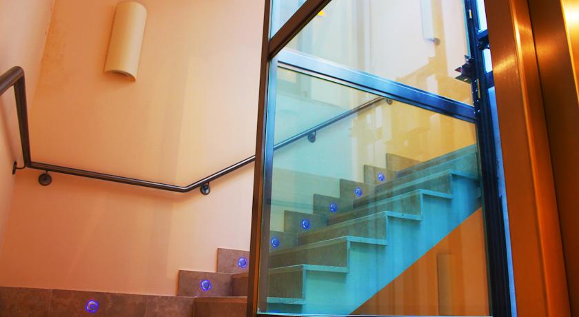 Imagen de los interiores del Hotel Alda Entrearcos. Foto 14