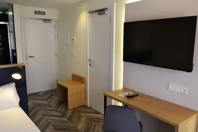 Imagen de la habitación del Hotel Alda Galería Coruña. Foto 2