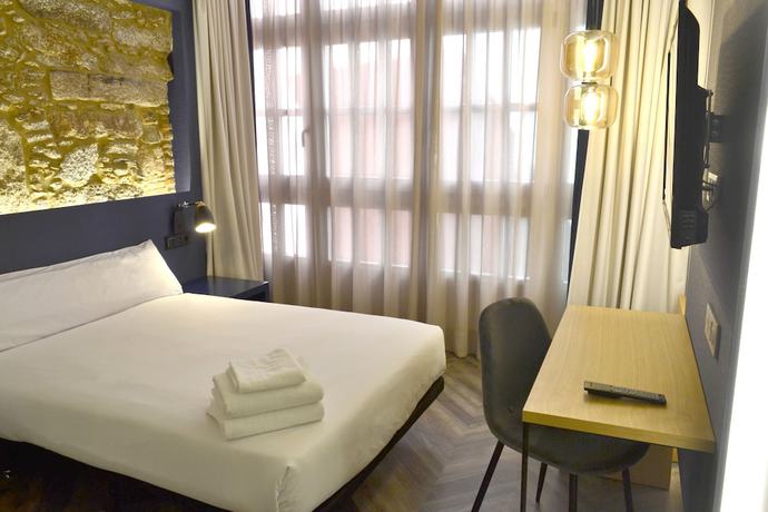 Imagen de la habitación del Hotel Alda Galería Coruña. Foto 5