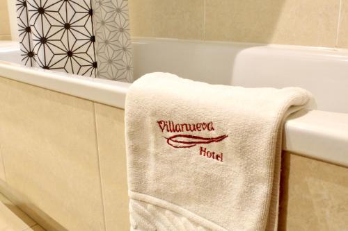 Imagen de la habitación del Hotel Alda Lalín. Foto 9