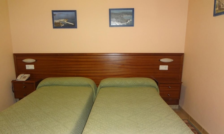Imagen de la habitación del Hotel Alda Narón. Foto 4