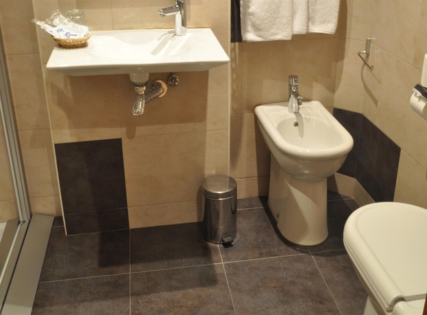 Imagen de la habitación del Hotel Alda Orzán. Foto 5