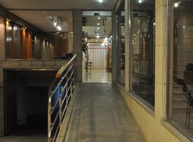 Imagen de los interiores del Hotel Alda Orzán. Foto 10