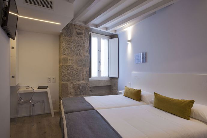 Imagen de la habitación del Hotel Alda San Bieito. Foto 15