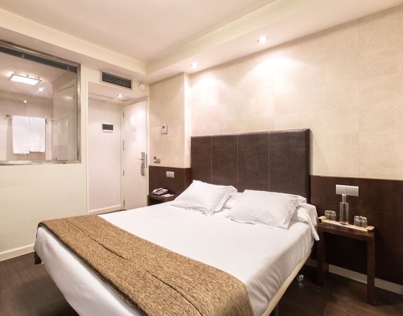 Imagen de la habitación del Hotel Alda San Carlos. Foto 3