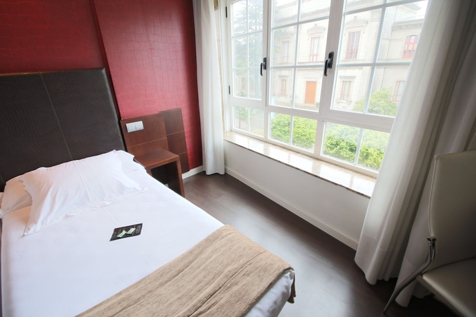 Imagen de la habitación del Hotel Alda San Carlos. Foto 5