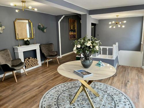 Imagen de la habitación del Hotel Alda Santa Trega. Foto 5