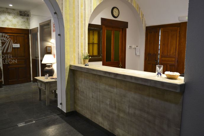 Imagen de los interiores del Hotel Alda Vía León. Foto 20