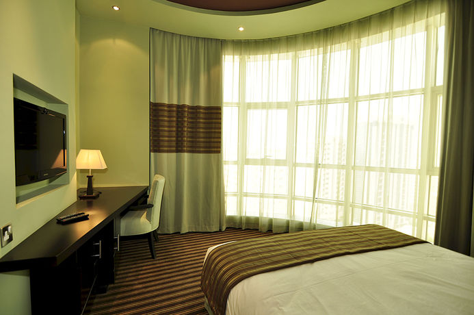 Imagen de la habitación del Hotel Aldar. Foto 12