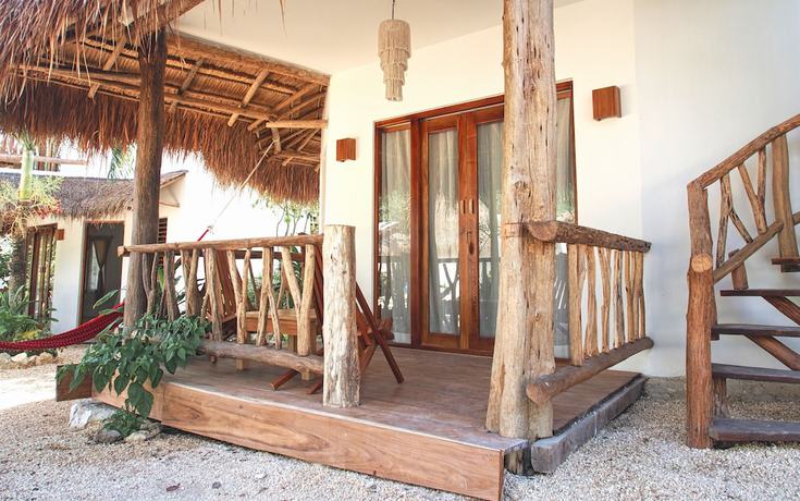 Imagen de los exteriores del Hotel Aldea Balam. Foto 17