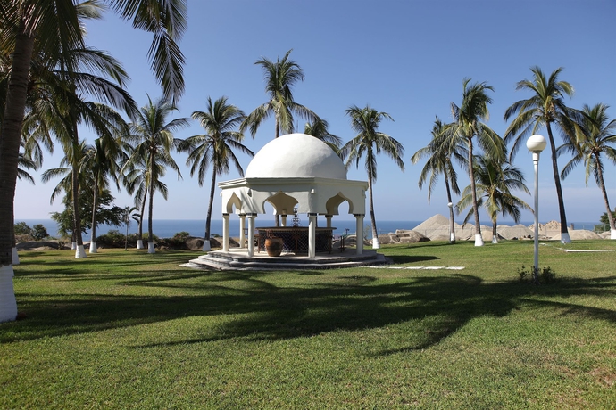 Imagen de los exteriores del Hotel Aldea Del Bazar, Puerto Escondido. Foto 7