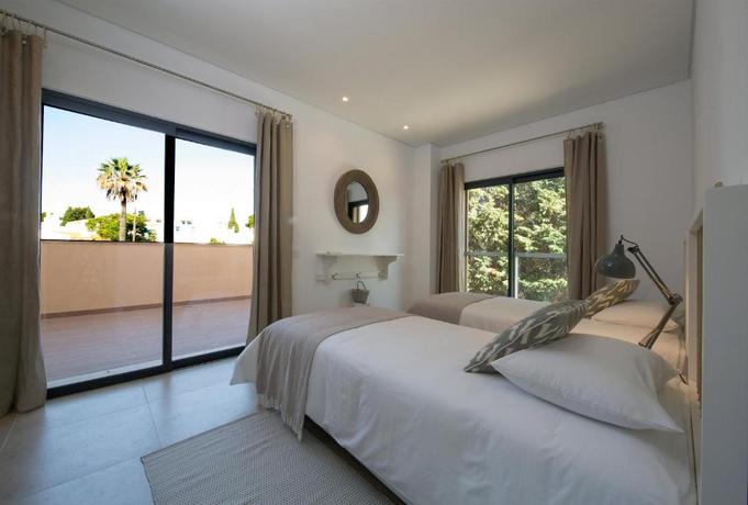 Imagen de la habitación del Hotel Aldeamento da Prainha. Foto 18