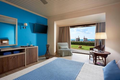 Imagen de la habitación del Hotel Aldemar Olympian Village. Foto 7