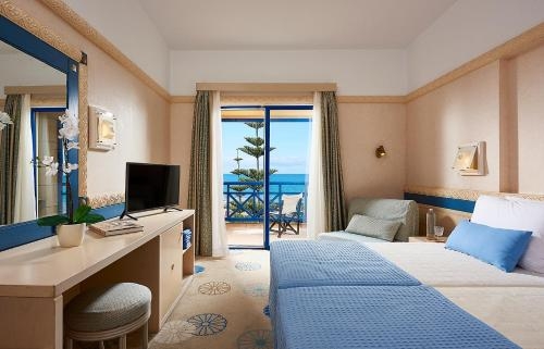 Imagen de la habitación del Hotel Aldemar Olympian Village. Foto 10
