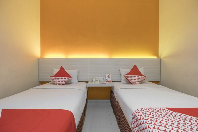 Imagen de la habitación del Hotel Alden Makassar. Foto 11