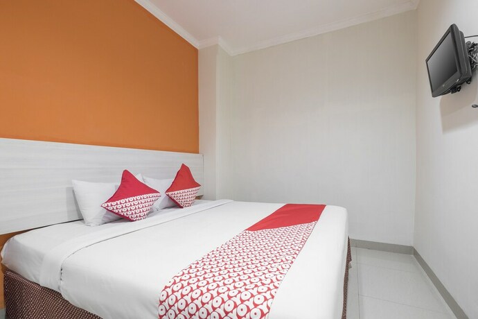 Imagen de la habitación del Hotel Alden Makassar. Foto 13