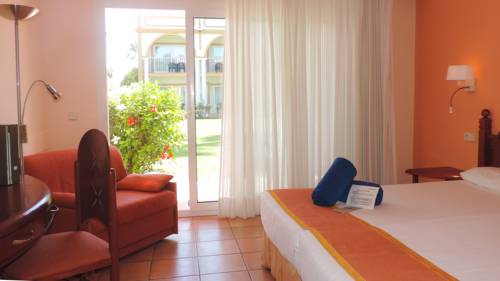 Imagen de la habitación del Hotel Aldiana Club Andalusien. Foto 3