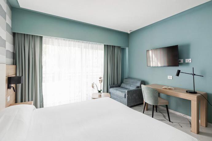 Imagen de la habitación del Hotel Aldiana Club Rocca Nettuno Calabria. Foto 9