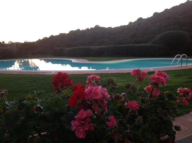 Imagen de la piscina del Hotel Aldiola Country Resort. Foto 16