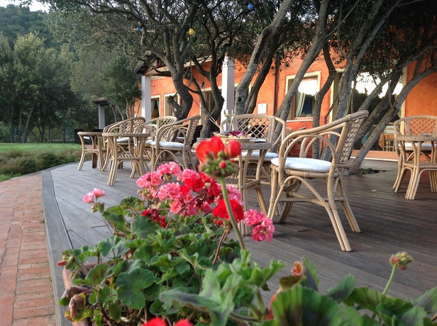 Imagen de los exteriores del Hotel Aldiola Country Resort. Foto 13