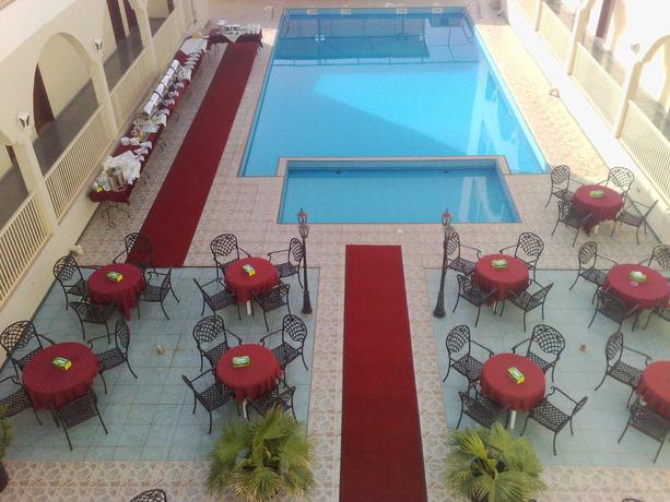 Imagen de la piscina del Hotel Aldiyar. Foto 12