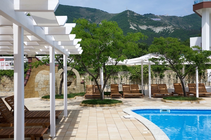 Imagen de la piscina del Hotel Alean Family Resort And Spa Biarritz. Foto 19