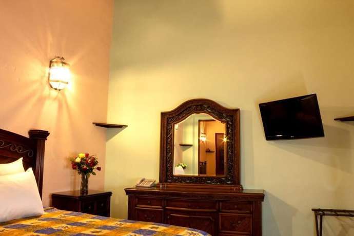 Imagen de la habitación del Hotel Alebrije Boutique, Guadalajara. Foto 6