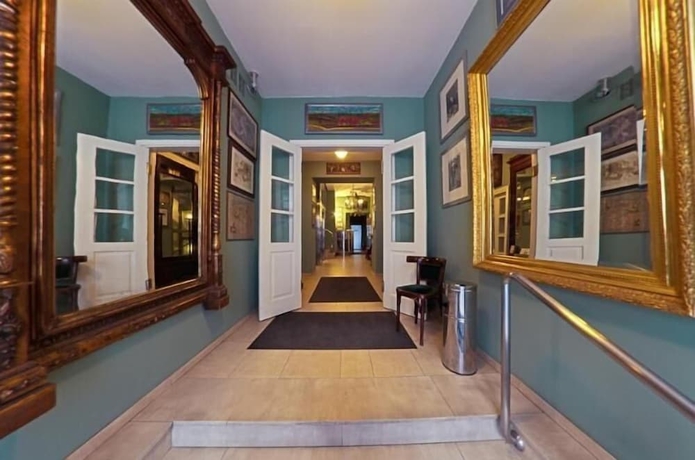 Imagen de los interiores del Hotel Alef. Foto 16