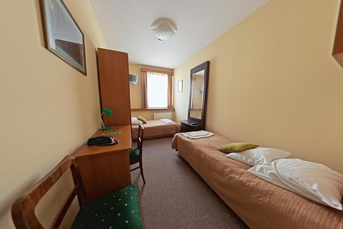 Imagen de la habitación del Hotel Alef. Foto 2