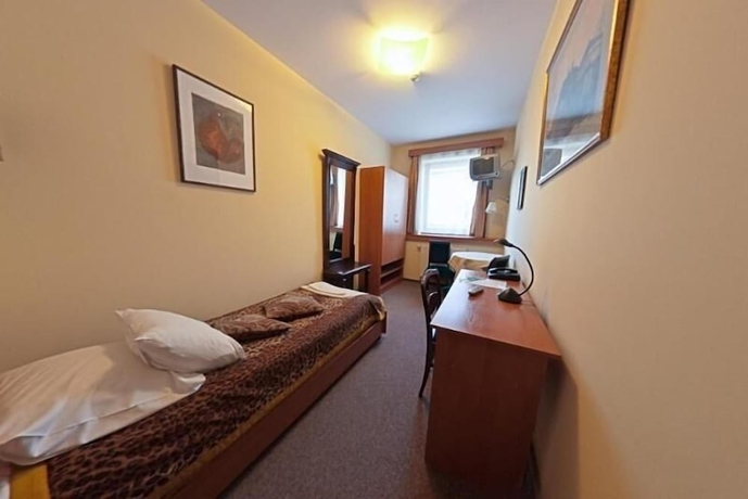 Imagen de la habitación del Hotel Alef. Foto 3