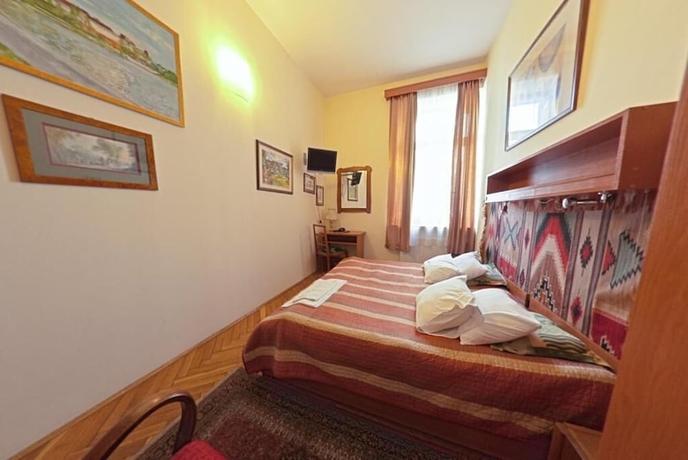 Imagen de la habitación del Hotel Alef. Foto 7
