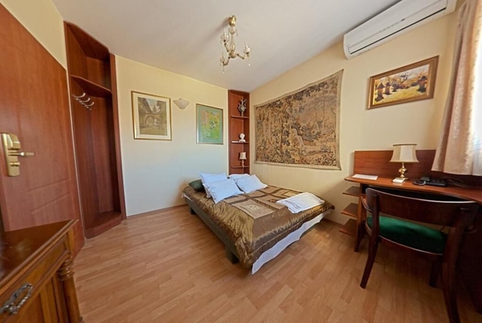 Imagen de la habitación del Hotel Alef. Foto 9