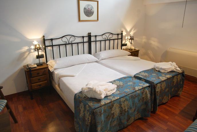 Imagen de la habitación del Hotel Alegria Bodega Real. Foto 16