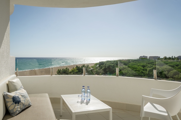 Imagen de los exteriores del Hotel Alegria Mar Mediterrania - Adults Only. Foto 9