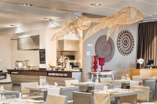 Imagen del bar/restaurante del Hotel Alegria Palacio Mojacar - Adults Only. Foto 3