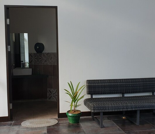 Imagen de los interiores del Hotel Alegria Water Front Beach House. Foto 29